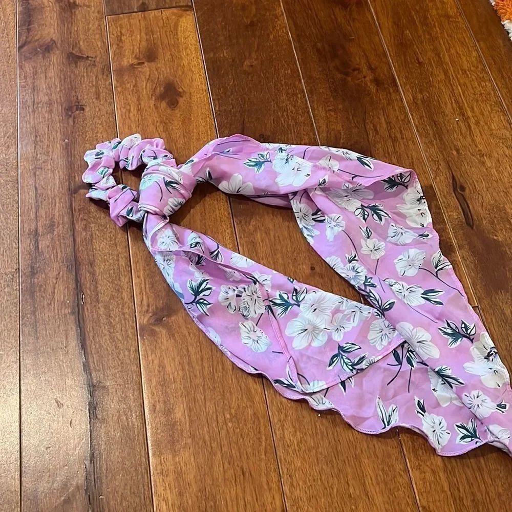 NEW Hair Scrunchies Purple Floral with Long tails